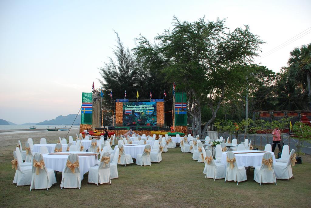 The Privacy Beach Resort & Spa Sam Roi Yot Bagian luar foto