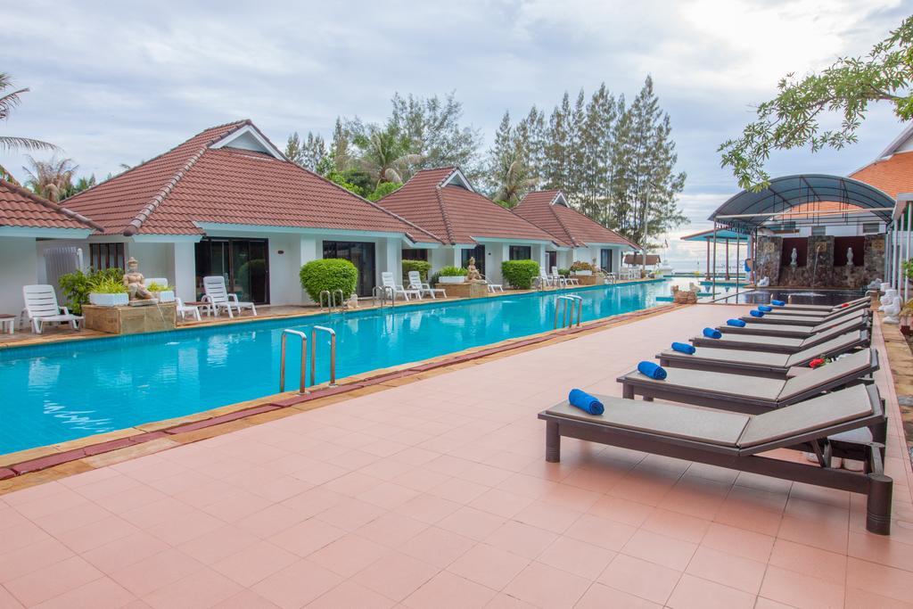The Privacy Beach Resort & Spa Sam Roi Yot Bagian luar foto